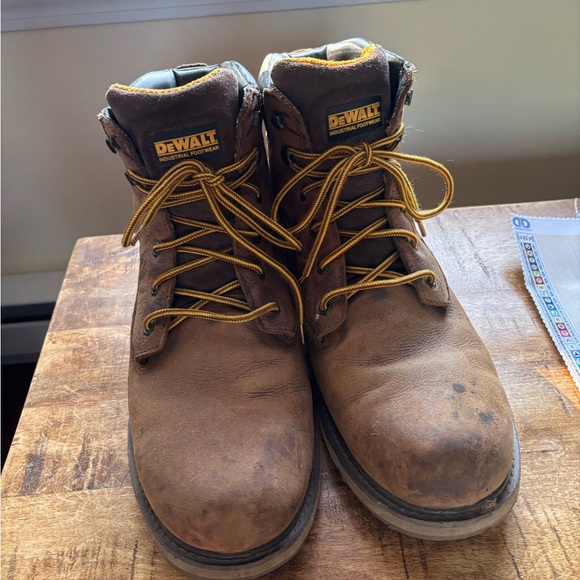 DeWalt Men's Brown Leather Work Boots - Picture 1 of 5